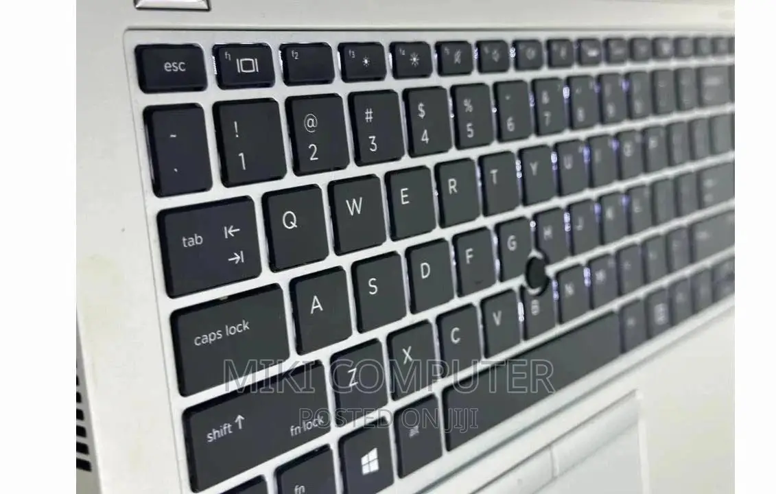 New Laptop HP EliteBook 840 8GB AMD Ryzen 3 SSD 256GB