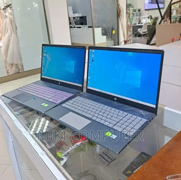 New Laptop HP Pavilion 15 8GB Intel Core I5 HDD+SSD 128GB