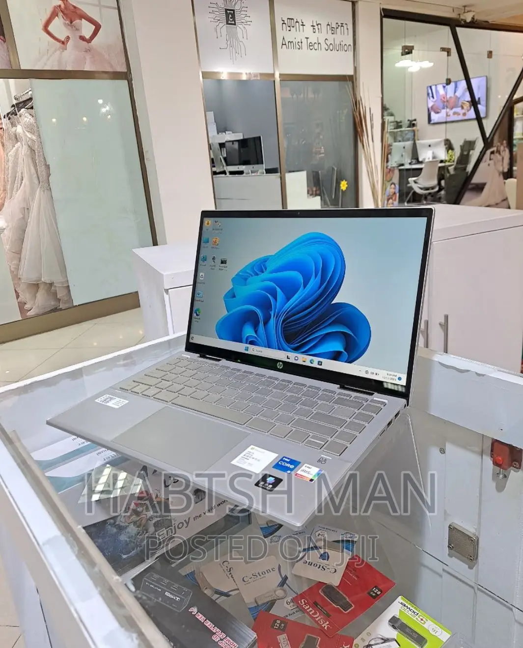 New Laptop HP Pavilion 14 16GB Intel Core i5 SSD 512GB