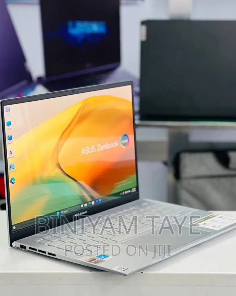 New Laptop Asus ZenBook 13 UX331UN 16GB Intel Core I7 SSD 512GB