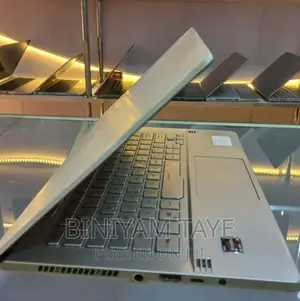 New Laptop Asus ROG Strix G15 6GB AMD Ryzen 9 SSD 2T