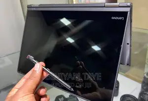 New Laptop Lenovo Yoga 330 16GB Intel Core I7 SSD 512GB