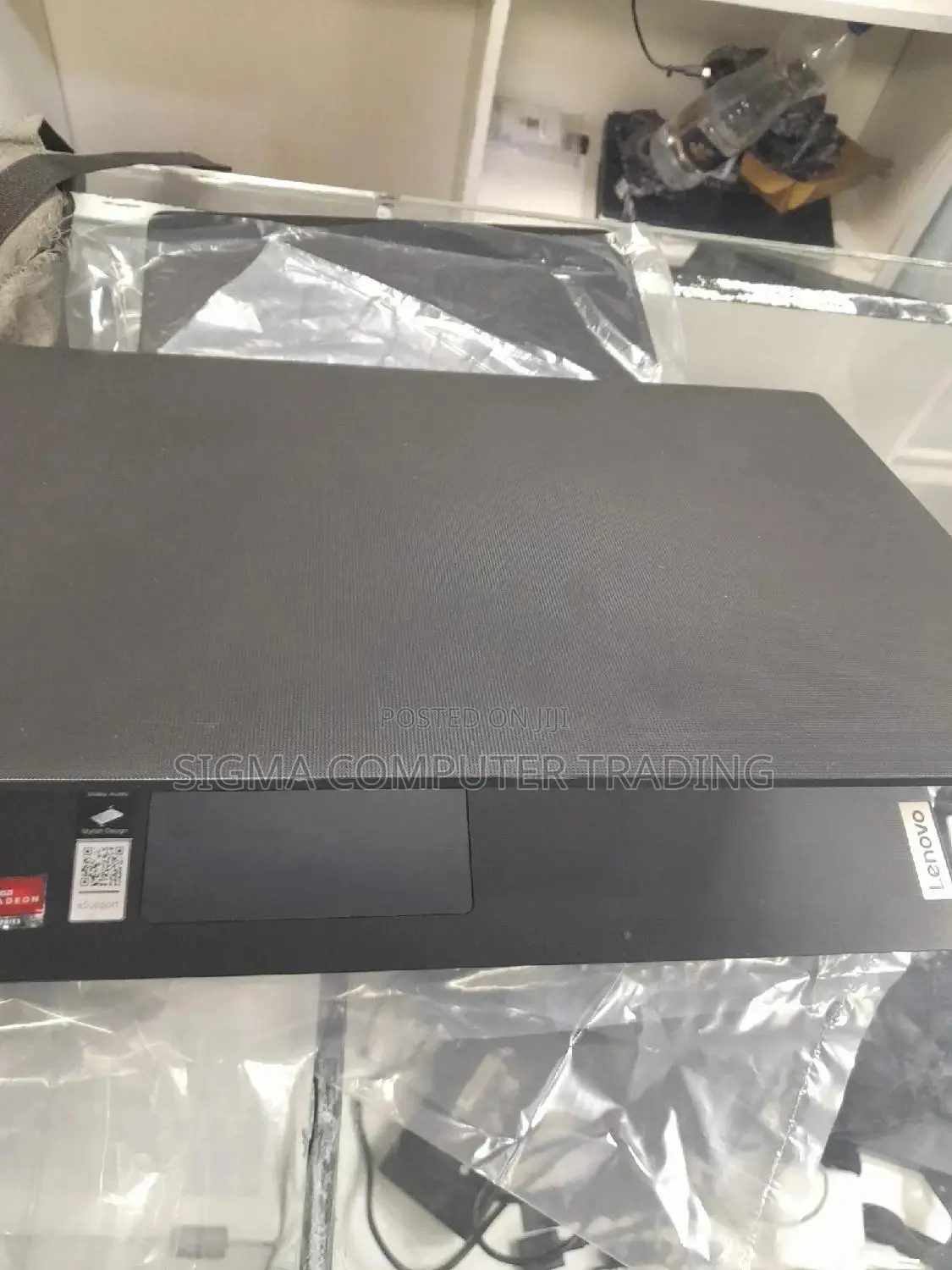 New Laptop Lenovo Ideapad 3 12GB AMD SSD 256GB