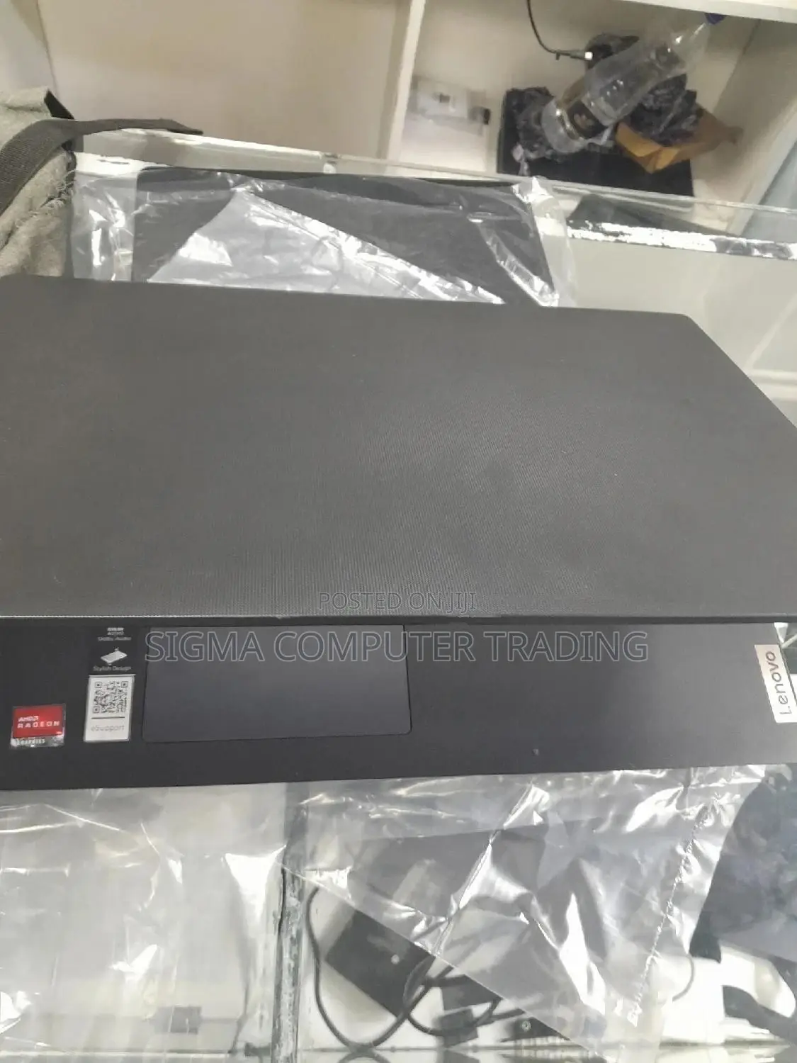 New Laptop Lenovo Ideapad 3 12GB AMD SSD 256GB