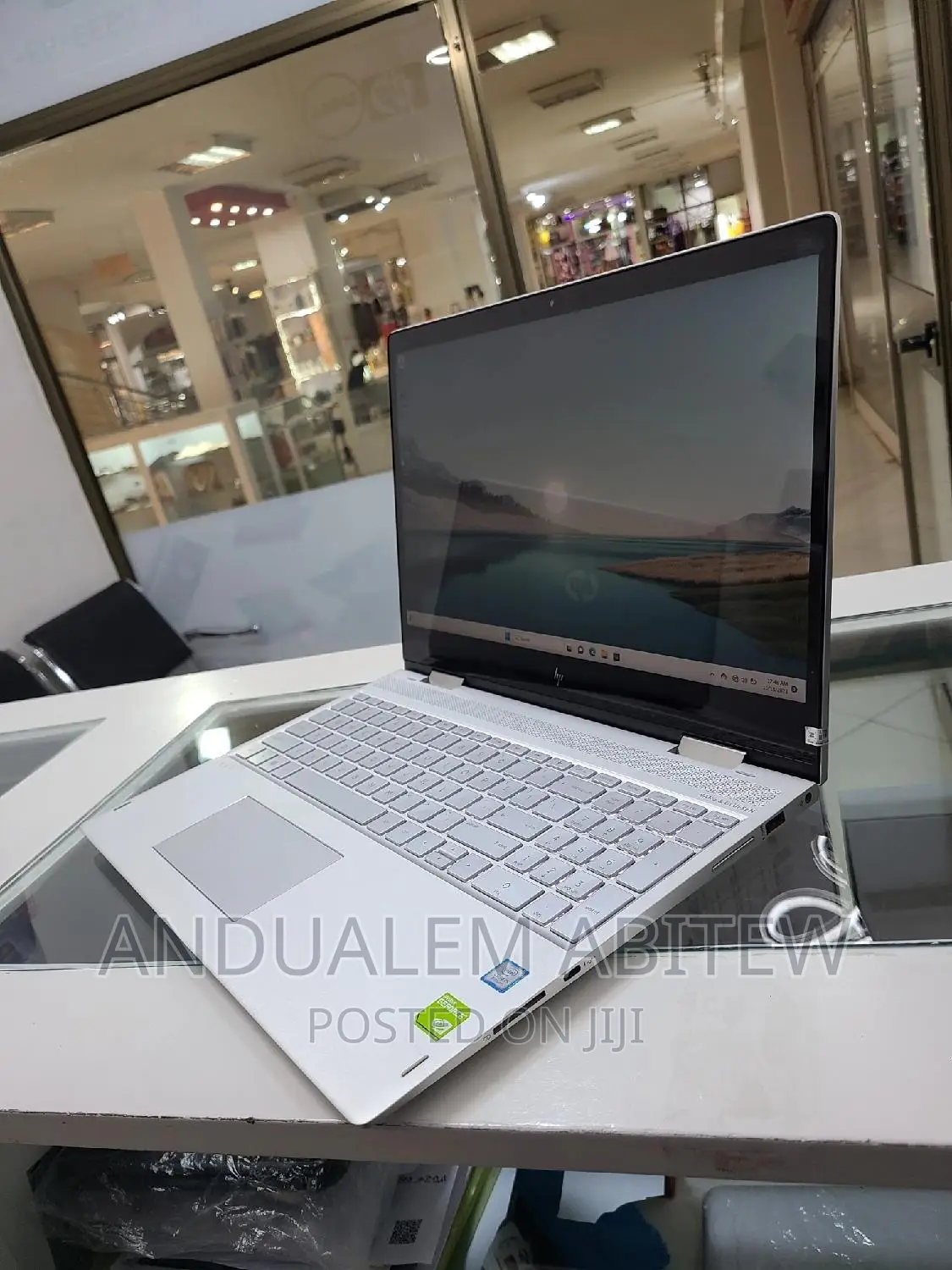 New Laptop HP Envy X360 8GB Intel Core I5 HDD+SSD 1T