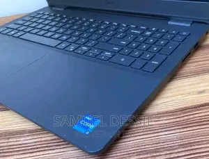 New Laptop Dell Vostro 3500 4GB Intel Core I3 HDD 1T