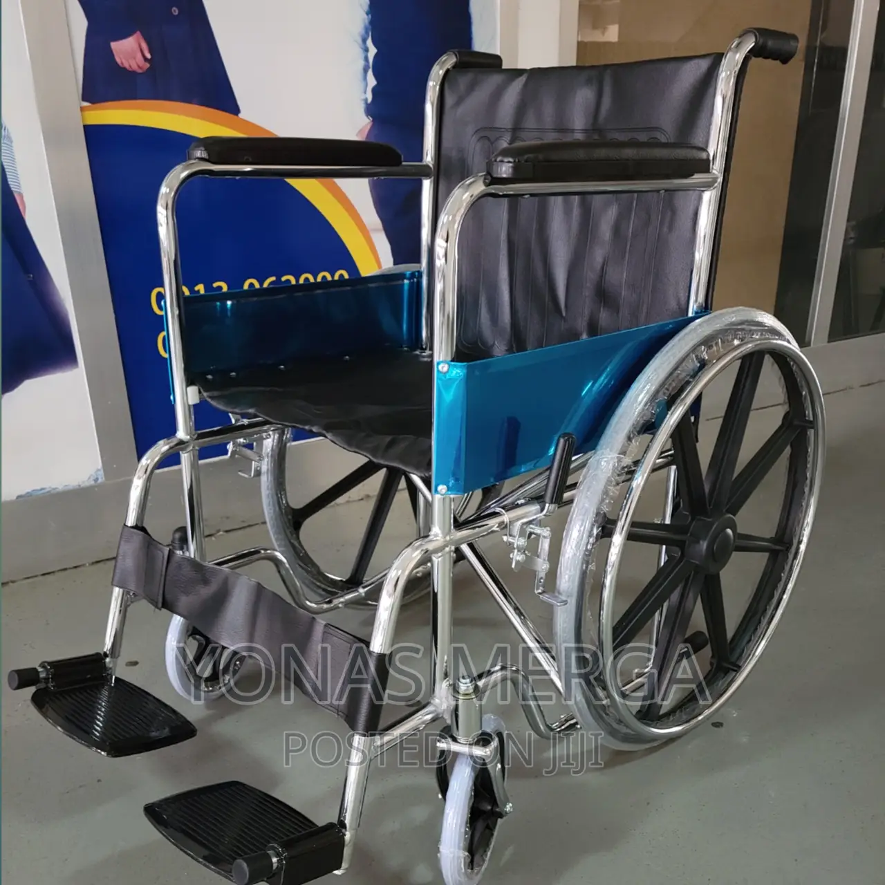 Wheelchair/_Wheelchair_black Ostrich M125MS Wheelchair