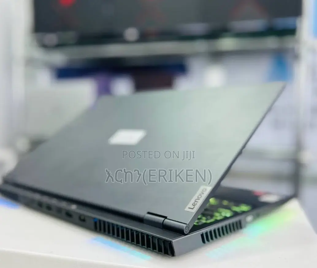 New Laptop Lenovo Legion 7 32GB AMD Ryzen 9 SSD 1T
