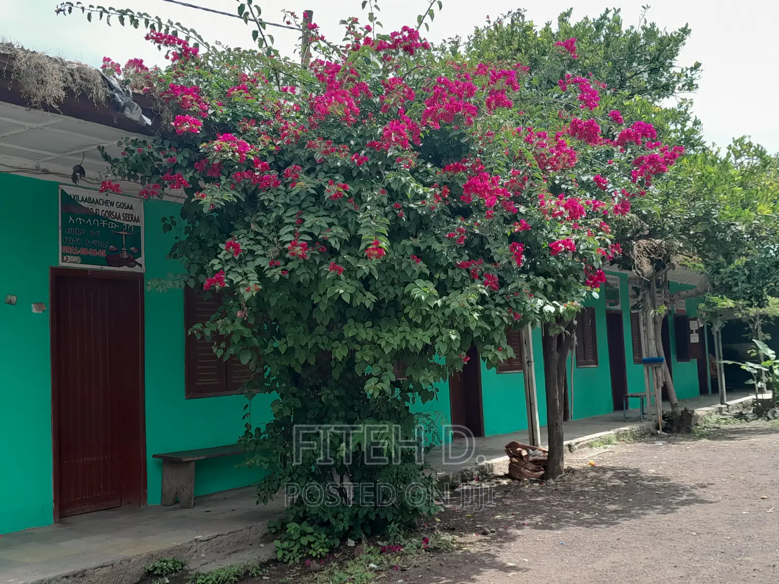 500 M2 Compound in Adama Town