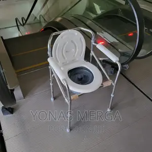 Commode/Washroom Chair/Rest Room Chair/Sagar Commode Chair