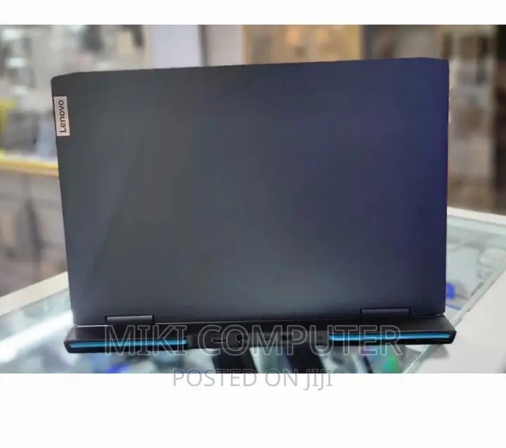 New Laptop Lenovo 8GB Intel Core I5 SSD 512GB