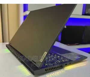 New Laptop Lenovo Legion 7 32GB AMD Ryzen 9 SSD 1T