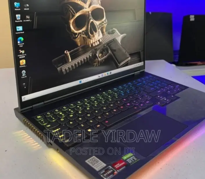 New Laptop Lenovo Legion 7 32GB AMD Ryzen 9 SSD 1T