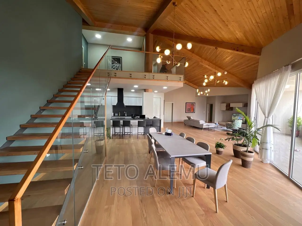 10bdrm House in House For Sale, Bole for sale