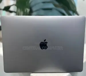 New Laptop Apple MacBook Pro M1 8GB Apple M1 SSD 256GB