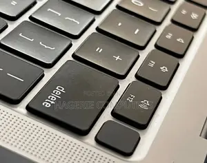 New Laptop Apple MacBook Air 2020 8GB SSD 512GB