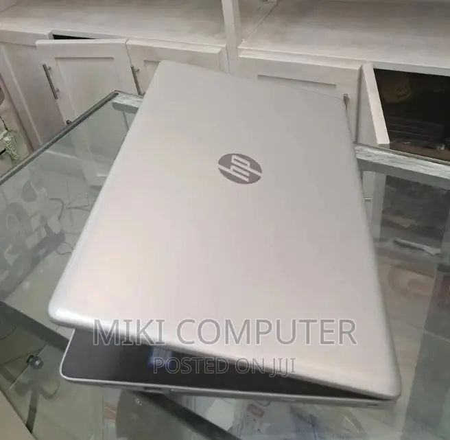 New Laptop HP Stream Notebook 8GB Intel Core I3 HDD 1T