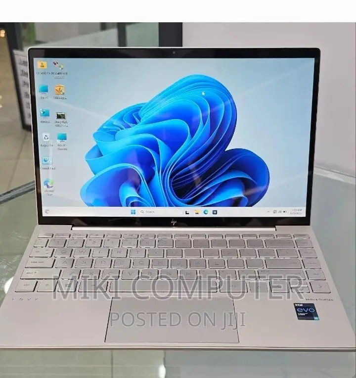 New Laptop HP Envy 13 8GB Intel Core I5 SSD 512GB