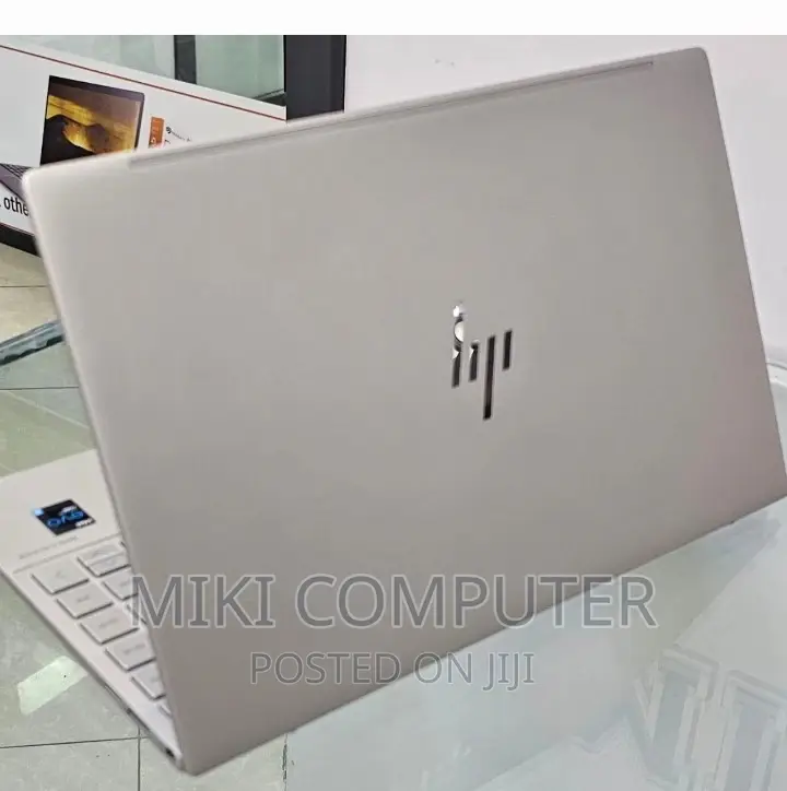 New Laptop HP Envy 13 8GB Intel Core I5 SSD 512GB