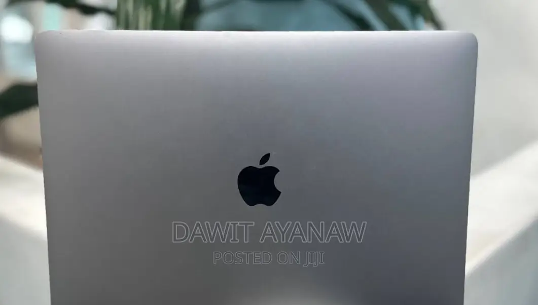 New Laptop Apple MacBook Air 2020 M1 8GB Apple M1 SSD 256GB