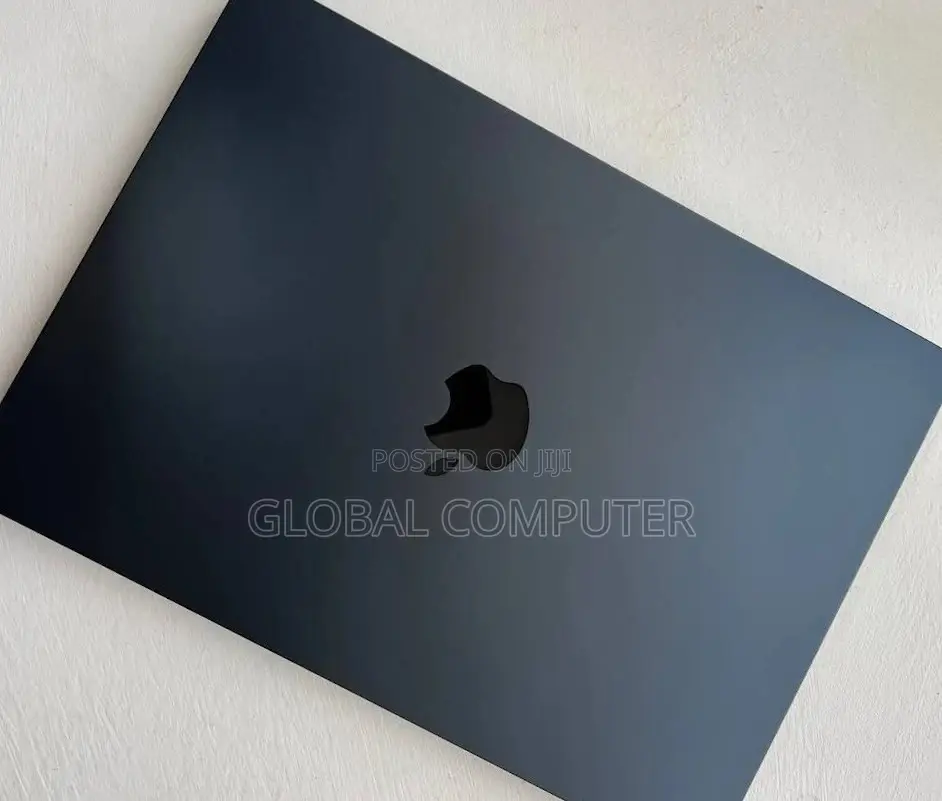 New Laptop Apple MacBook Air 2022 M2 8GB Apple M2 SSD 256GB