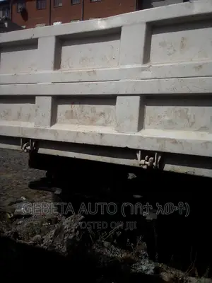 እንዳይገቡ የተከለከሉ Isuzu ገልባጭ