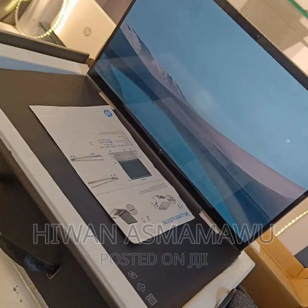 New Laptop HP Envy X360 16GB Intel Core I7 SSD 16 GB