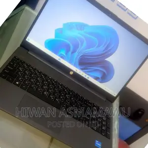 New Laptop HP Stream Notebook 8GB Intel Core I3 SSD 512GB