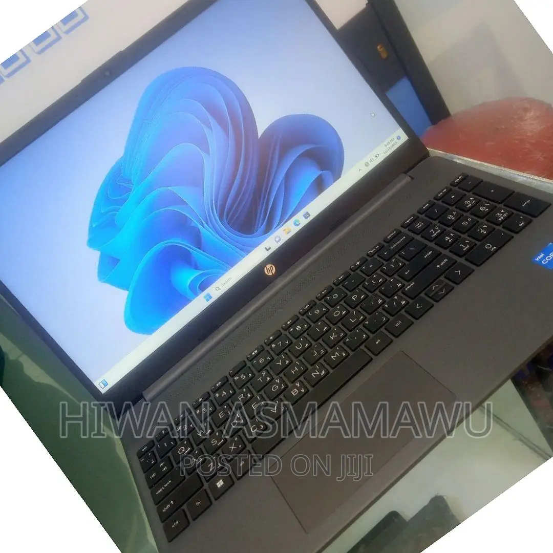 New Laptop HP Stream Notebook 8GB Intel Core I3 SSD 512GB