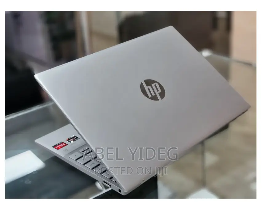 New Laptop HP Pavilion 14 8GB AMD Ryzen 5 SSD 512GB