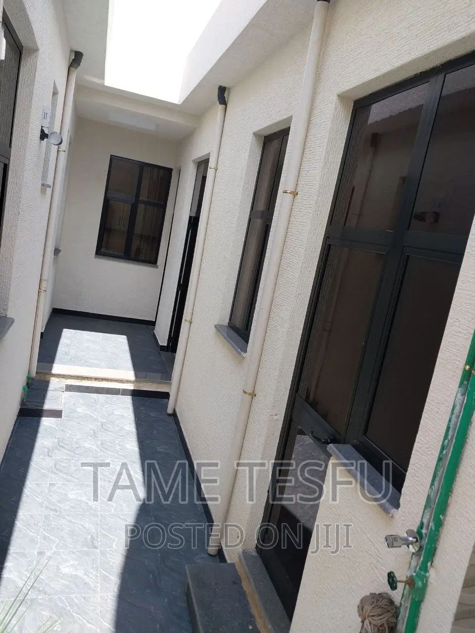 Furnished 4bdrm Villa in Wosene, Yeka for sale