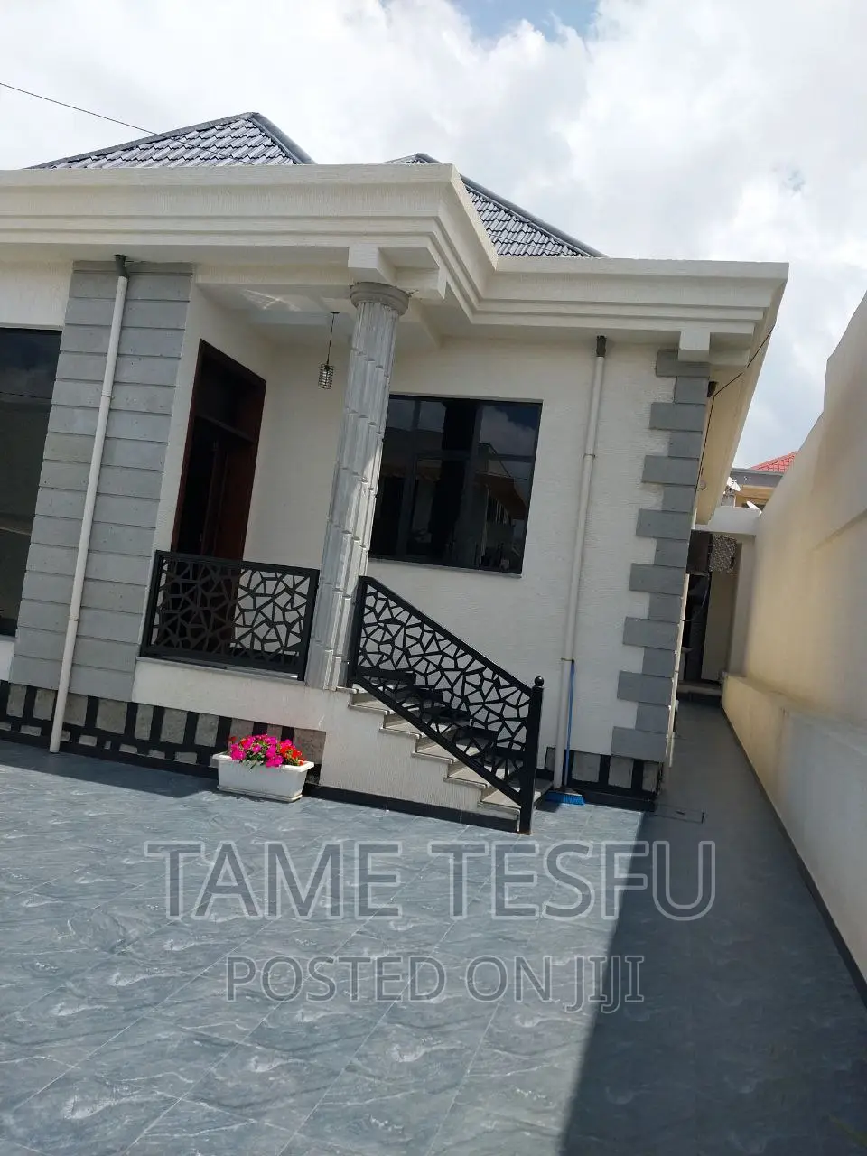 Furnished 4bdrm Villa in Wosene, Yeka for sale
