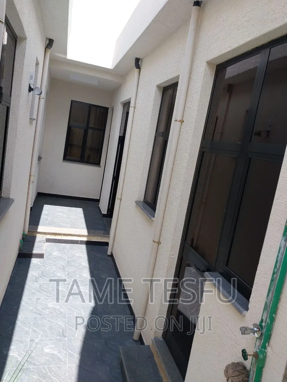 Furnished 4bdrm Villa in Wosene, Yeka for sale