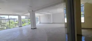 ለክራይ የቀረበ ቢሮ ነዉ