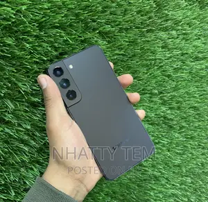 Photo - Samsung Galaxy S22 5G 256 GB Black