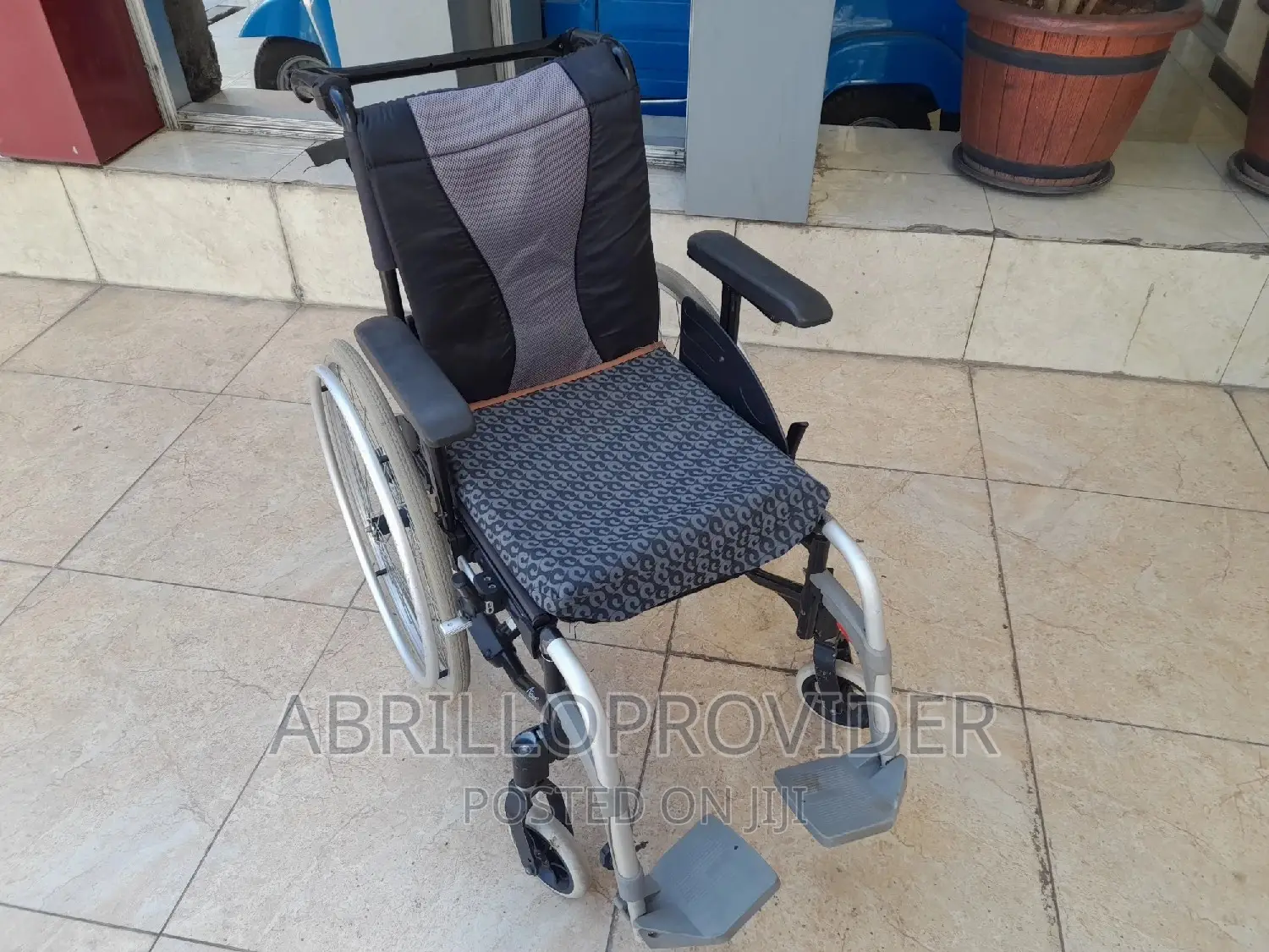 American Imported Wheelchair/Wheelchair/Wheelchair/Wheelhair