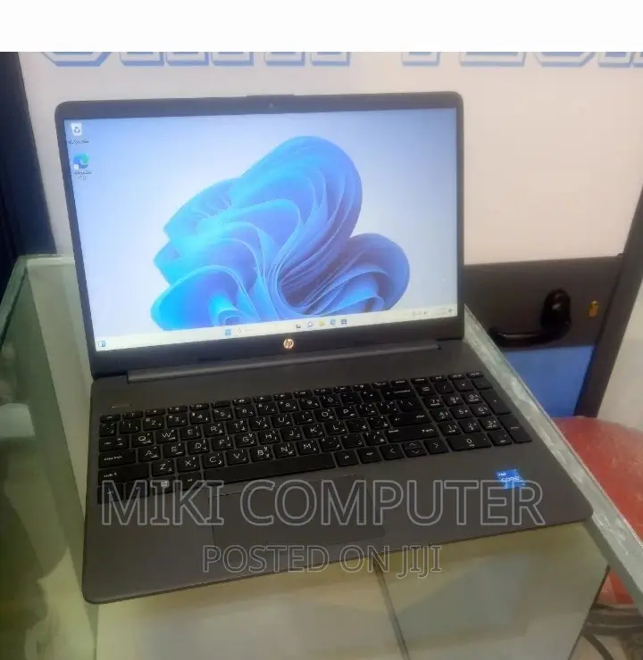 New Laptop HP Stream Notebook 8GB Intel Core i3 SSD 512GB