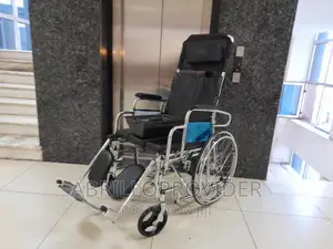 ኮሞዶ የሚተኛ Toilet*Wheelchair-Wheelchair_wheelchair:Wheelchair