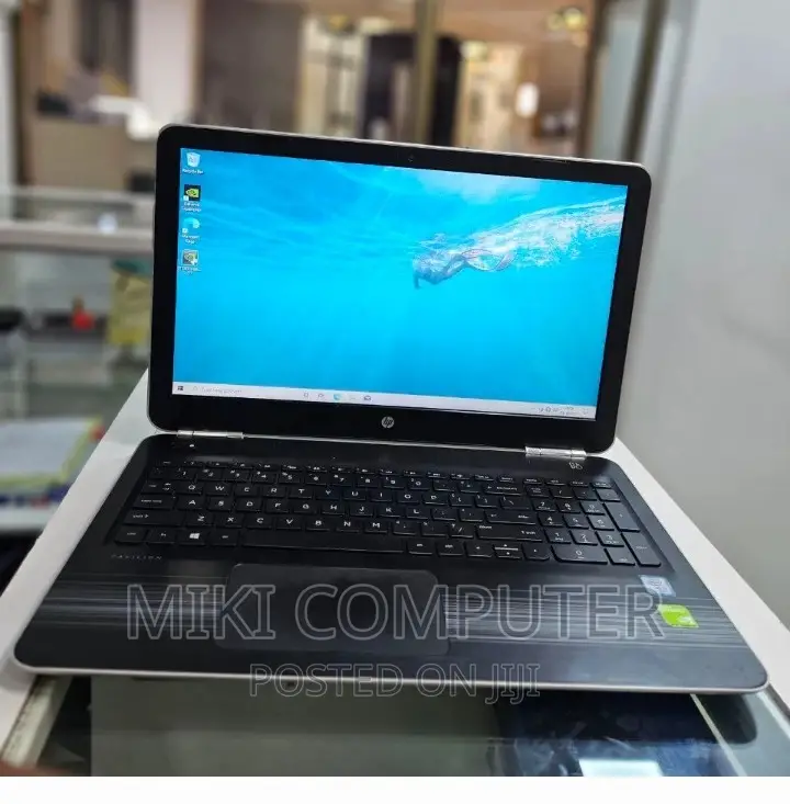New Laptop HP Pavilion 15 8GB Intel Core i5 HDD 1T