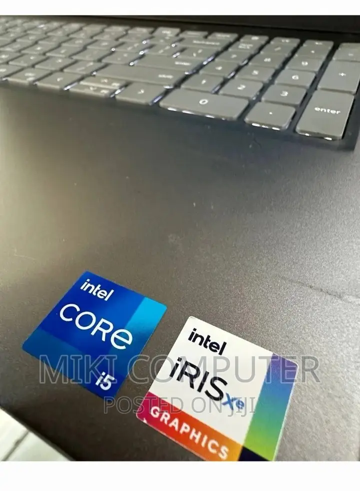 New Laptop Dell Inspiron 15 8GB Intel Core I5 SSD 512GB