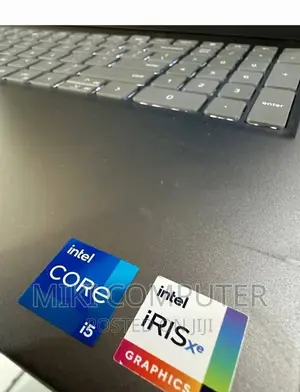 New Laptop Dell Inspiron 15 8GB Intel Core I5 SSD 512GB