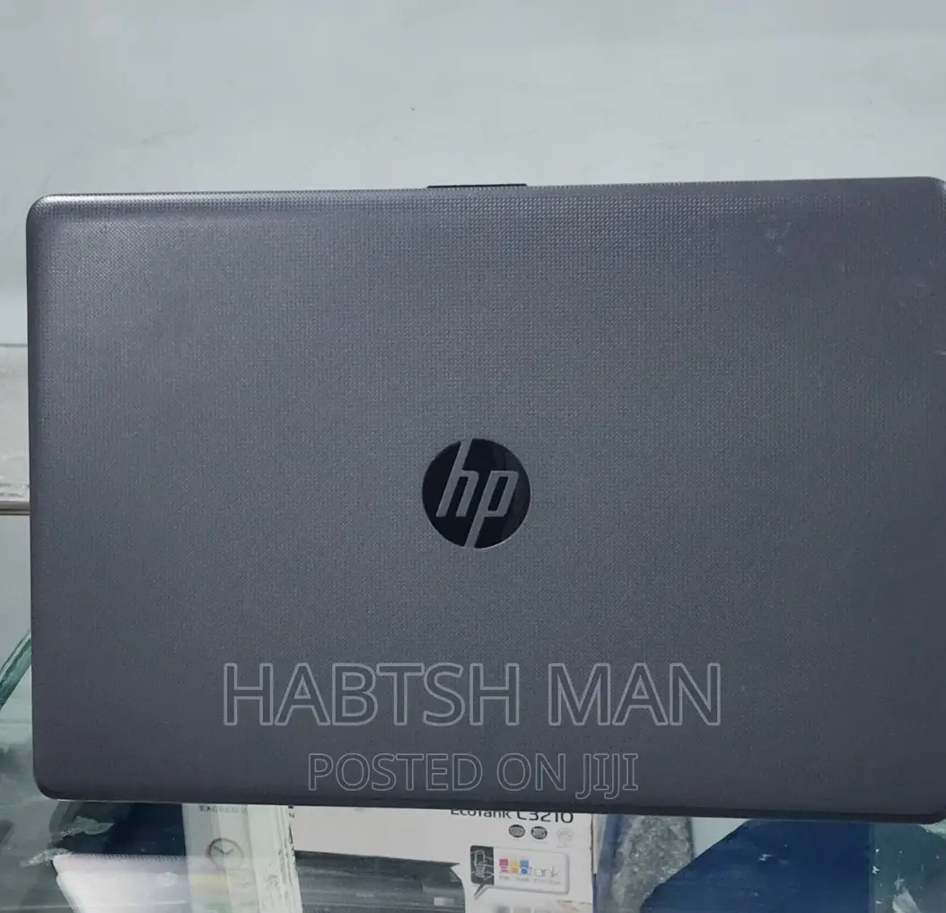 New Laptop HP Stream Notebook 8GB Intel Core I7 HDD 1T