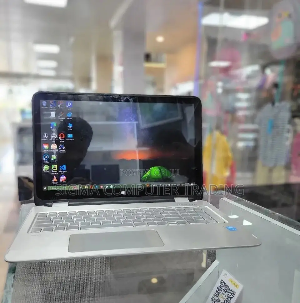 New Laptop HP Envy X360 8GB Intel Core I5 HDD 750GB