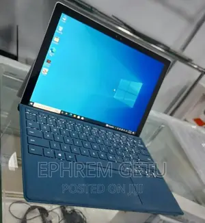 Photo - New Laptop Microsoft Surface Pro 4 8GB Intel Core I5 SSD 256GB