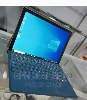 New Laptop Microsoft Surface Pro 4 8GB Intel Core I5 SSD 256GB