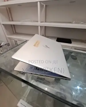 New Laptop HP EliteBook 840 8GB AMD Ryzen 3 SSD 256GB