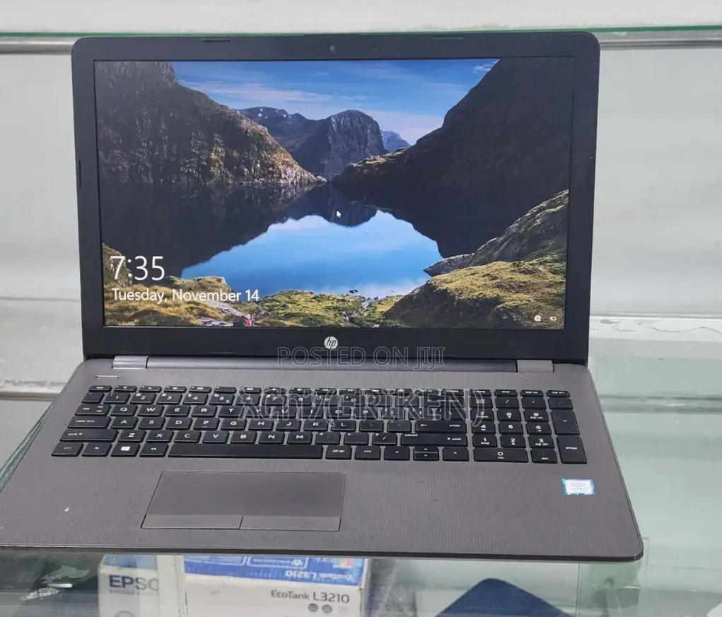 New Laptop HP Stream Notebook 8GB Intel Core I7 HDD 1T