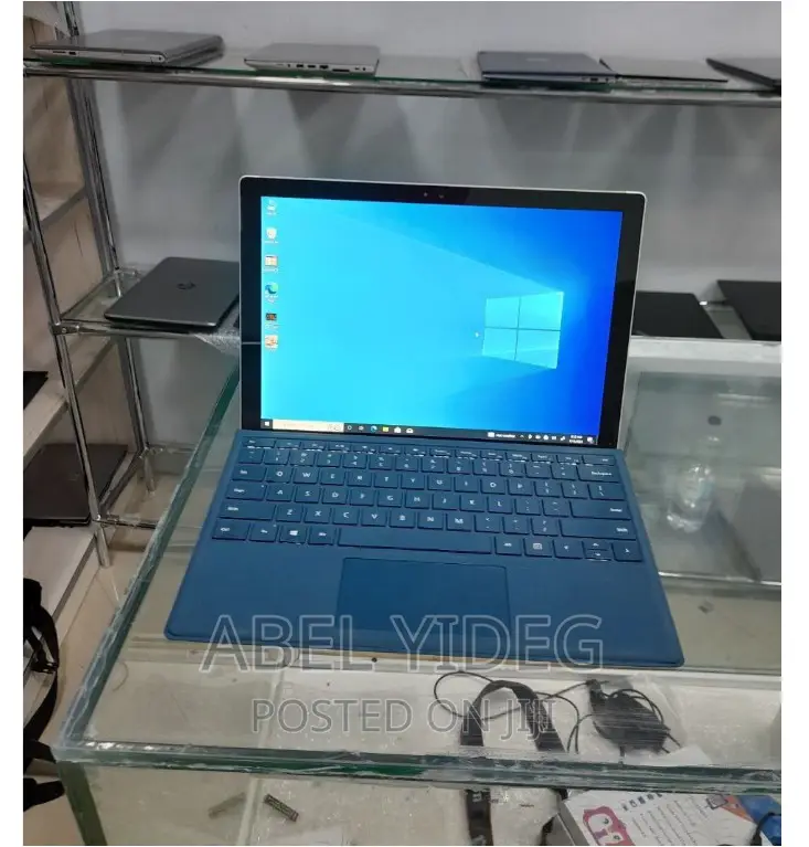 New Laptop Microsoft Surface Pro 4 8GB Intel Core I5 SSD 256GB