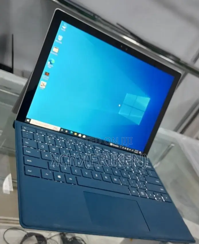 New Laptop Microsoft Surface Pro 4 8GB Intel Core I5 SSD 256GB