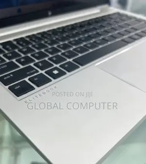 New Laptop HP EliteBook 830 G8 16GB Intel Core I7 SSD 512GB